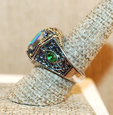 **New Arrival** Size 9 Beautiful Showy MULTICOLOR IRIDESCENT Stone RING with Green Teardrop Side Accent Stones on a Silver Tone Setting...