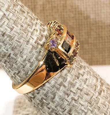 **New Arrival** Size 7 Beautiful Triple Rows of Multicolor Stones RING on a Gold Tone Setting & Band (4.2g)