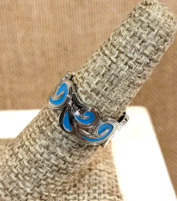 **New Arrival** Size 7 Infinity-Style GREEN/BLUE "WAVES & SPLASHES" RING with Bright Enamel Colors on a Silver Tone Setting...