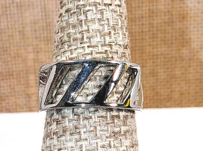 **New Arrival** Size 7 Large "Hi-Rise" 6-Prong Clear Round Stone RING with Both Enameled and Hollowed Band on a Silver Tone...