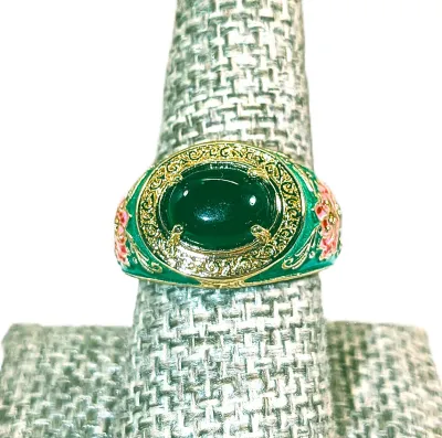 **New Arrival** Size 9 Beautiful PINK & GREEN Design Enamel RING with Horizontal Green Opaque Cabochon Main Stone on a Gold Tone...