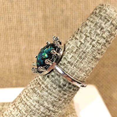 **New Arrival** Size 6 Round IRIDESCENT GREEN Stone RING with "Crown Style" Surround Setting on a Silver Tone Setting &...