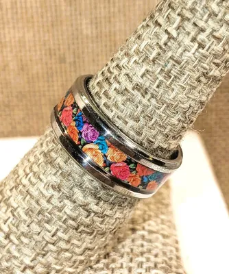 **New Arrival** Size 9 Infinity Style Blue, Orange & Red Flowers Enamel RING on a Silver Tone Setting & Band (4.2g)