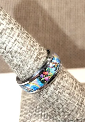 **New Arrival** Size 9¼ "FLOWERS & BIRDS" Enamel RING on a Silver Tone Setting & Band (4.2g)