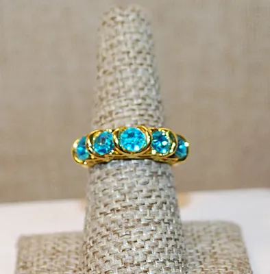 Size 7¼ Pretty BLUE COLORED "Looped" Stones RING with Deep GOLD TONE Band and Setting (4.6g)