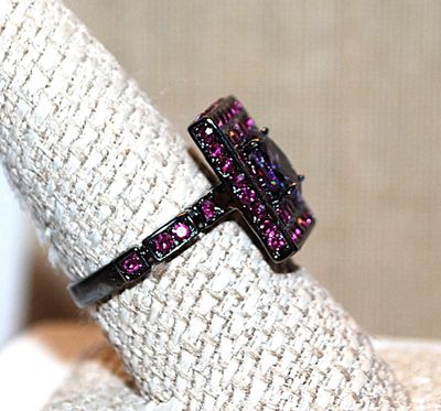 Size 6½ Marked .925 NEW COLORS !!! Interesting "PURPLE on MAGENTA" Rectangle "Panel" of Stones RING with Large Oval...