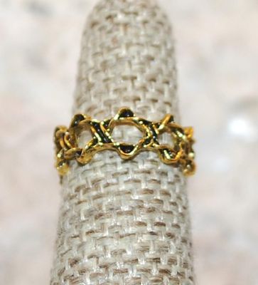 Size 5 TOE RING with "Chain Link Style" on a Gold Tone OPEN BAND (1.3g)