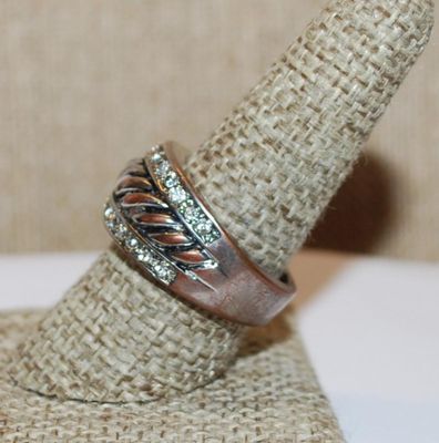Size 9 Two-Tone Rose Gold & Silver Tone RING with Half Infinity Clear Stones Rows and Light "Copper" Band (10.0g)