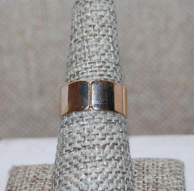 Size 7½ Simple Gold Tone No Stones Band RING with Tight OPEN-ENDED Band (2.6g)