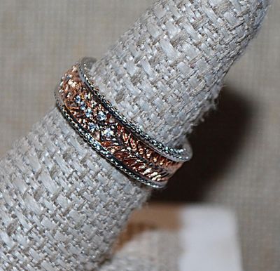 Size 7½ Infinity-Style 2-Tone "Rose Gold & Silver" RING with "Arrow" Group of Stones on a Branch Rose Gold Center...