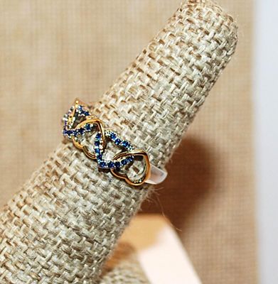 Size 6 ¼ Marked .925 Interlocking 2-Tone HEARTS Rings in BLUE Stones on a Silver Band (2.4g)