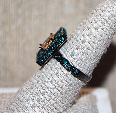 Size 9 Marked .925 Interesting "CHAMPAGNE on AQUAMARINE" Rectangle "Panel" of Stones RING with Large Oval Center...