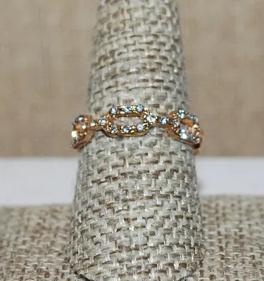 Size 8¾ Six Horizontal LOOPS RING with 3 Jeweled Loops on a Gold Tone Band (1.9g)