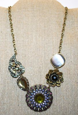 Beautiful 5 "Piece" NECKLACE with Multi-Color Shapes, Stones, Flowers, Teardrops & Circles on a Gold Tone Chain and Lobster...