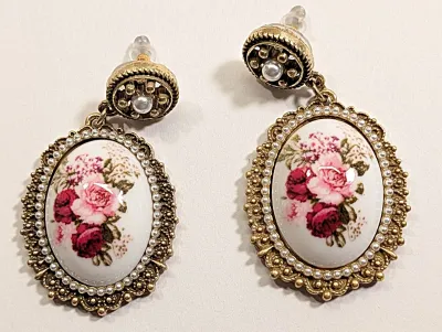 **NEW ARRIVAL** Oval "Cameo-Style" RED & PINK ROSES EARRINGS with Gold Tone Setting + Stud Post Clasp