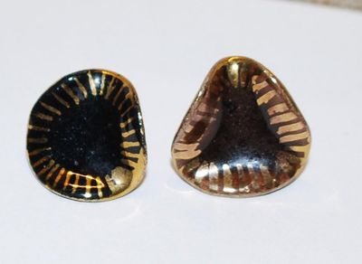 Brown Colored IRREGULAR Shaped Ceramic EARRINGS Set with Screw Clasp