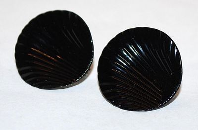 Round BLACK METAL EARRINGS Set with SNAP Clasp