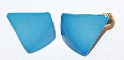 Vintage Blue Triangular Metal EARRINGS Set with Gold Tone SNAP Clasp