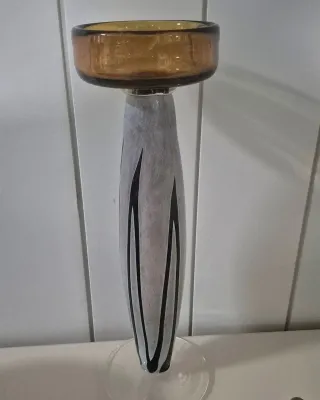 Sale Photo Thumbnail #209: MCM Studio Art Glass pillar candle holder @1960
Size: 10"h, 3.75" base & top
NO chips, dings or cracks
NB: candle not included

Ships: flat rate FEDX   $25