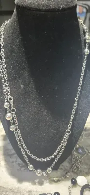 Sale Photo Thumbnail #297: 5 Fashionable Necklaces ~ All unique
5 Fashionable Necklaces ~ All unique
2 silver ones alone are 24" long