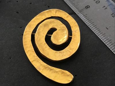 Hammered Antique Gold Tone Brooch