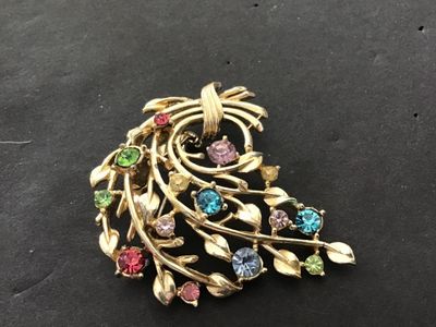 Coro Vintage Rhinestone Brooch