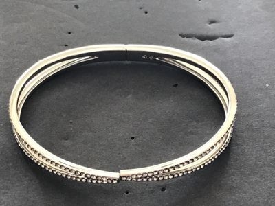 Dainty Rhinestone Fashion Bracelet