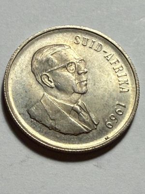 Sale Photo Thumbnail #375: 1969 South Africa 1 Rand Silver AU/UNC Coin #41 as Pictured. $5 DOMESTIC SHIPPING.