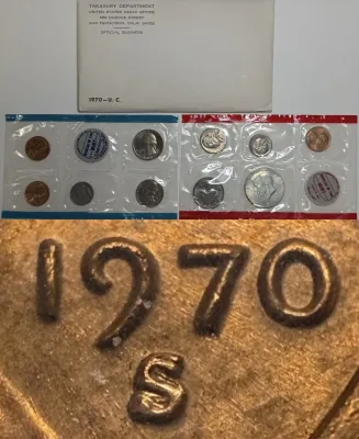 Sale Photo Thumbnail #387: (5)-1970 Mint Sets with 1970 S/S RPM-1 Large Date Variety Coin as Pictured. $7 DOMESTIC SHIPPING.