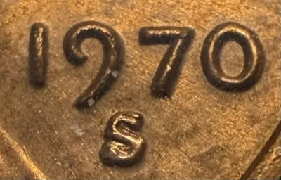 Sale Photo Thumbnail #388: (5)-1970 Mint Sets with 1970 S/S RPM-1 Large Date Variety Coin as Pictured. $7 DOMESTIC SHIPPING.