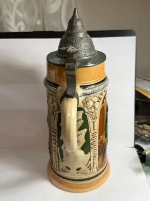Sale Photo Thumbnail #536: Vintage 20th Century German Lusterware 1-Liter Lidded Beer Stein in VG Preowned Condition. $15 DOMESTIC SHIPPING.