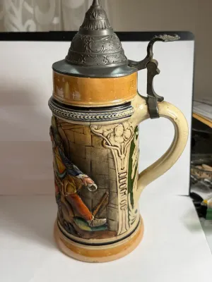 Sale Photo Thumbnail #535: Vintage 20th Century German Lusterware 1-Liter Lidded Beer Stein in VG Preowned Condition. $15 DOMESTIC SHIPPING.