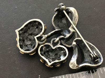 Rhinestone Hearts Bow Pin