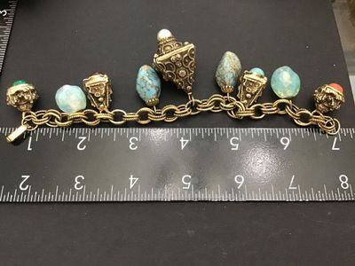 Gorgeous Vintage Great Condition Stone Glass Exceptional Statement Bracelet