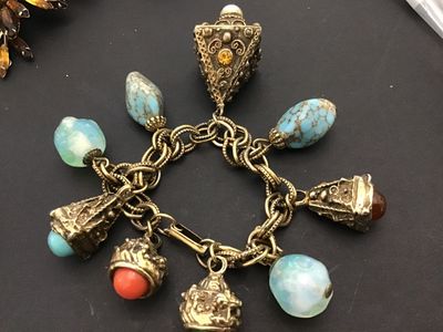 Gorgeous Vintage Great Condition Stone Glass Exceptional Statement Bracelet