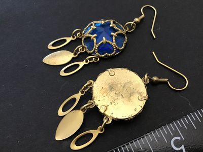 Vintage Heart Faux Glass Sapphire earrings