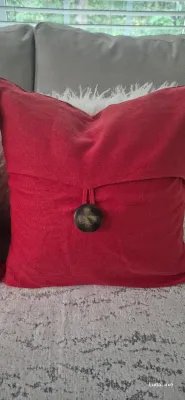 Sale Photo Thumbnail #118: Pottery Barn Linen Farmhouse throw pillow cover Wood Button accent [ 18x18]
Pottery Barn Linen Farmhouse throw pillow cover Wood Button accent [ 18x18]
> complete pillow with original PB fiber filled pillow
> no stains, rust, water or tears......as bought