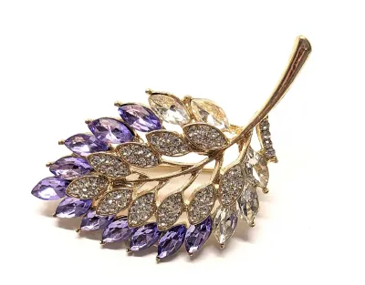 **NEW ARRIVAL** Jeweled LAVENDER Slender-Cut MARQUISE STONES LEAF BROOCH (2" x 1½") Clear Stone Clusters on a Gold Tone Setting