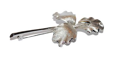 Brushed Silver Colored Metal 3-Leaf BROOCH (3¼" x 1¾") Marked © PIM with Silver Tone Setting