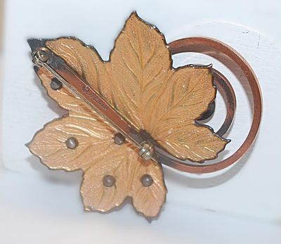 Beautiful Red & Black Enameled LEAF BROOCH (2¼" x 2¼") with Brass Colored Swirl and Half-Globe Accents on a Brass Tone Setting