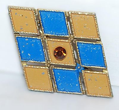 VINTAGE Marked "AJC" BLUE & BEIGE 9 SQUARE BROOCH (2¼" x 1¾") with Amber Colored Center Stone on a Gold Tone Setting