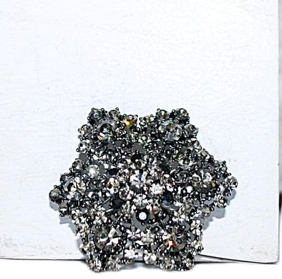 Interesting Indented GRAY Stones Floral Spray BROOCH (2" Diam.) with BRANCH Style Silver Tone Setting