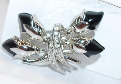 BLACK TULIPS Bouquet BROOCH (2¼" x 1½") with Jeweled Accents on a Silver Tone Setting