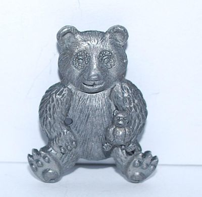 Gray Metal "Mama & Baby Bear" BROOCH (1½" x 1¼") with Detachable Baby on a Silver Tone Setting