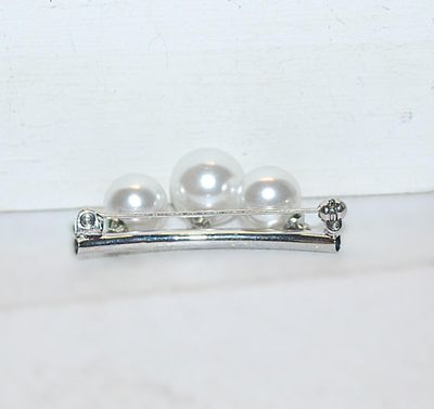 Large Triple DANGLE Faux PEARLS BROOCH (1¾" x ¾") on a Silver Tone Bar Setting