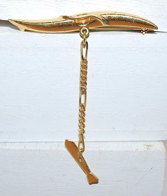 Thin Gold Colored BAR BROOCH (2¼" x ¼") with Fish-Like DANGLE on Gold Tone Setting