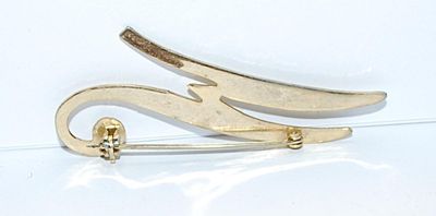 Letter "M" or "W" Gold Colored BROOCH (2¼" x 1") on a Gold Tone Setting