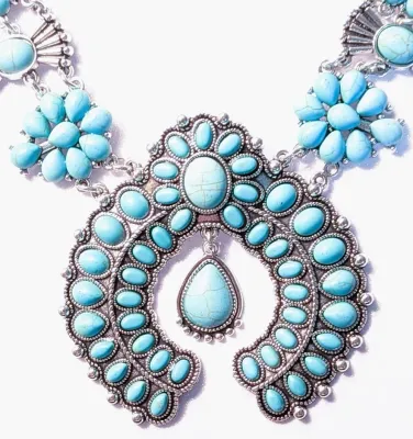 *** NEW ARRIVAL *** Showy BLUE TURQUIOSE STONES JEWELRY SET with Choker NECKLACE (14" L + Silver Tone DOUBLE Chain/Lobster Clasp)...