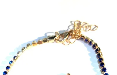 *** NEW ARRIVAL *** BLUE STONES BUTTERFLIES JEWELRY SET with Choker NECKLACE (13" L + 2 Butterflies + Gold Tone/CONTINUOUS STONES...