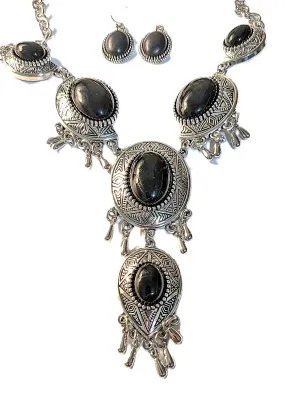 *** NEW ARRIVAL *** Showy Silver Colored BLACK OVAL STONE JEWELRY SET with NECKLACE (14" L + Silver Tone Chain/Clasp) & MATCHING...